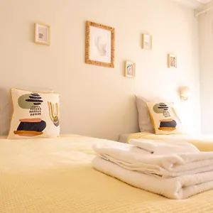 3-pieces-au-coeur-du-cros-de-cagnes.fr-provencehotel.com/