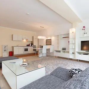  Apartment Christian Oper - Contactless Check In Austria